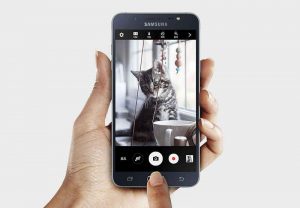 Samsung Galaxy J7+ Camera Review